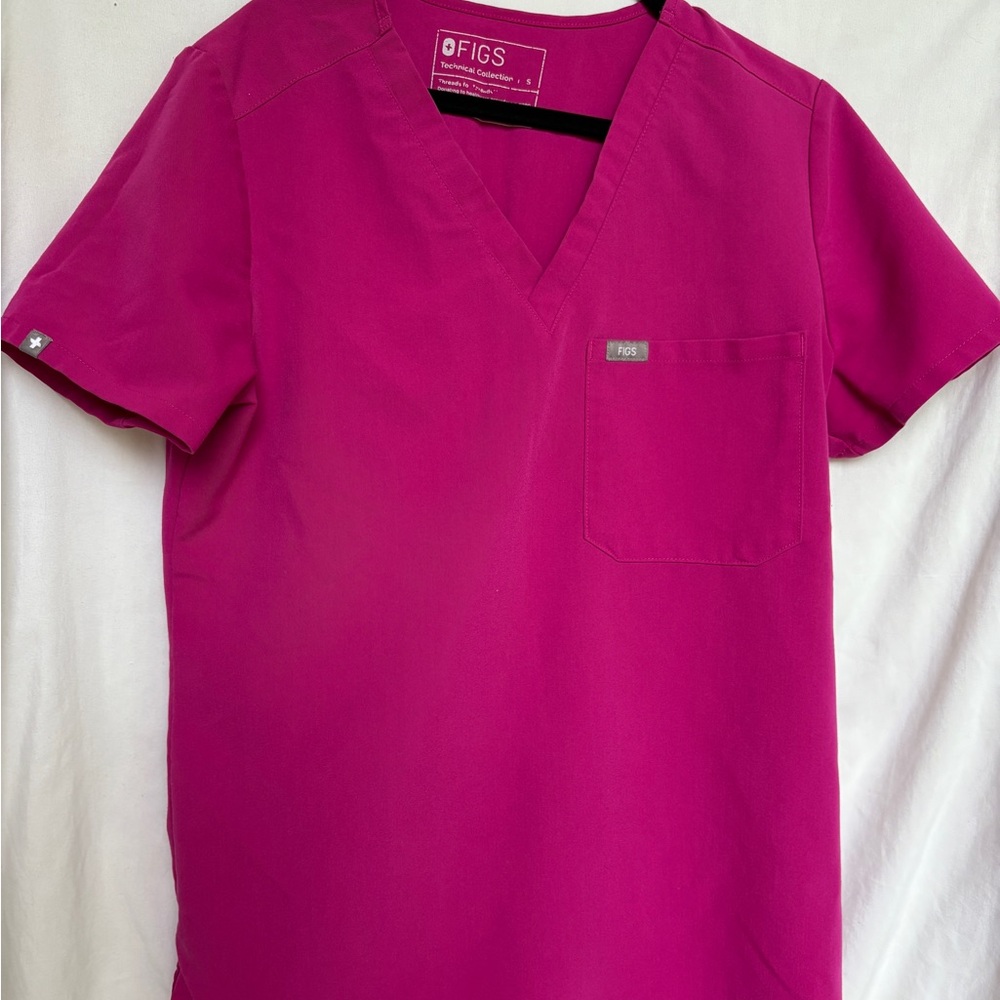 Figs Pink Scrub Top